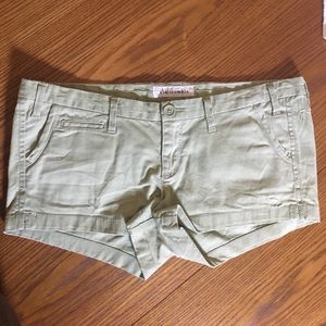 Hollister Shorts Juniors Size 16 NWOT